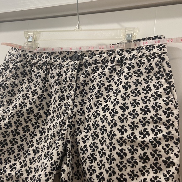 Cream and black women's shorts LOFT Ann Taylor size 6 original shorts EUC - Picture 16 of 16